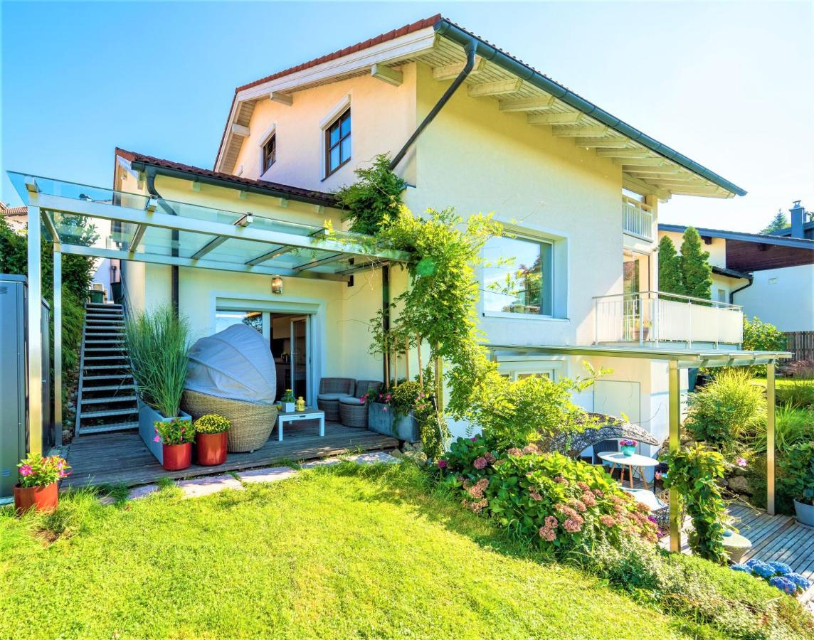 Haus Am Weinberg II Apartment Seekirchen am Wallersee Exterior foto